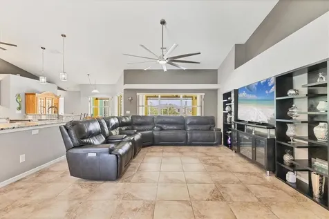 6062 Spinnaker Boulevard Englewood FL 34224