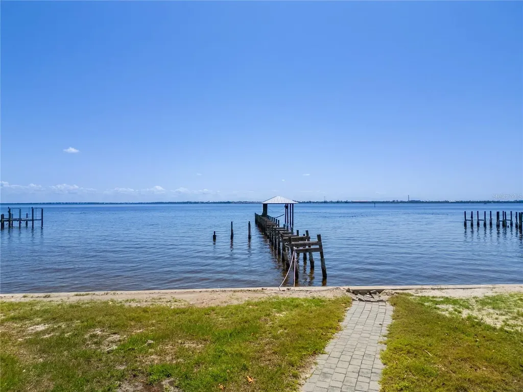 4500 Melbourne Street Punta Gorda FL 33980
