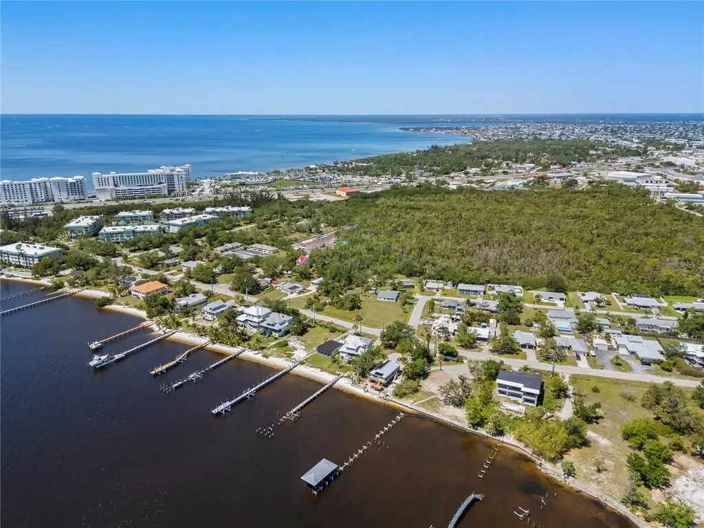 4500 Melbourne Street Punta Gorda FL 33980