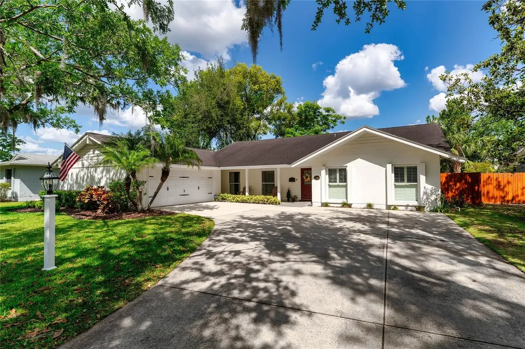 10609 Orange Grove Drive Tampa FL 33618