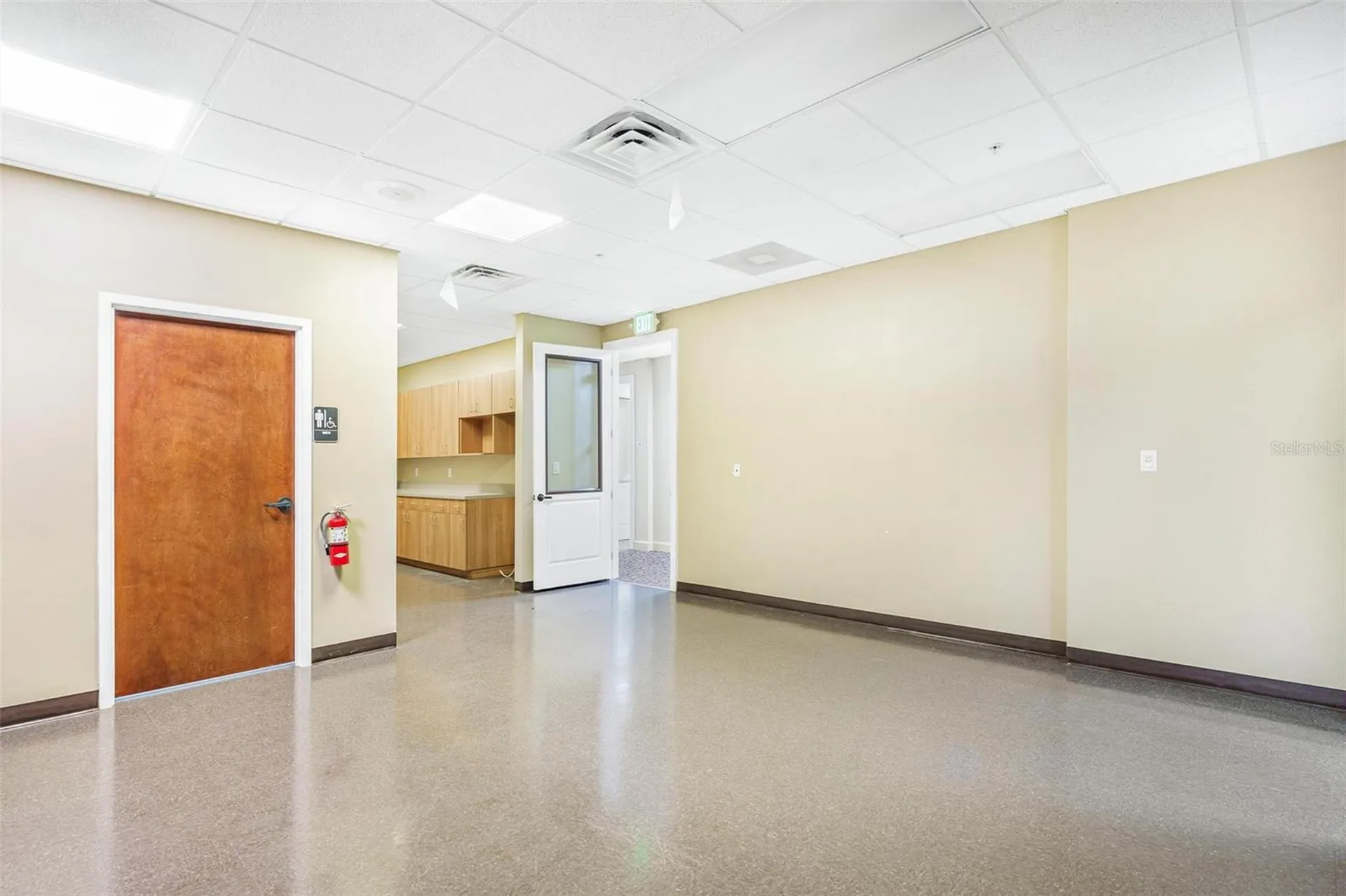 1904 Thomas Avenue Leesburg FL 34748