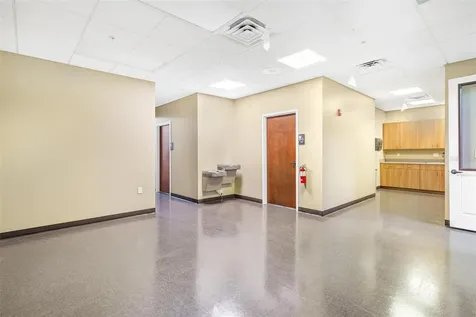 1904 Thomas Avenue Leesburg FL 34748