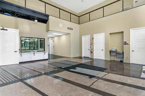 1904 Thomas Avenue Leesburg FL 34748