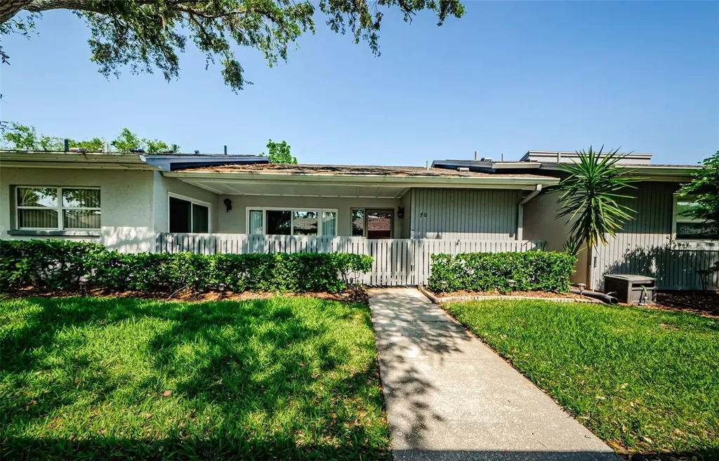70 Ashley Lane Oldsmar FL 34677