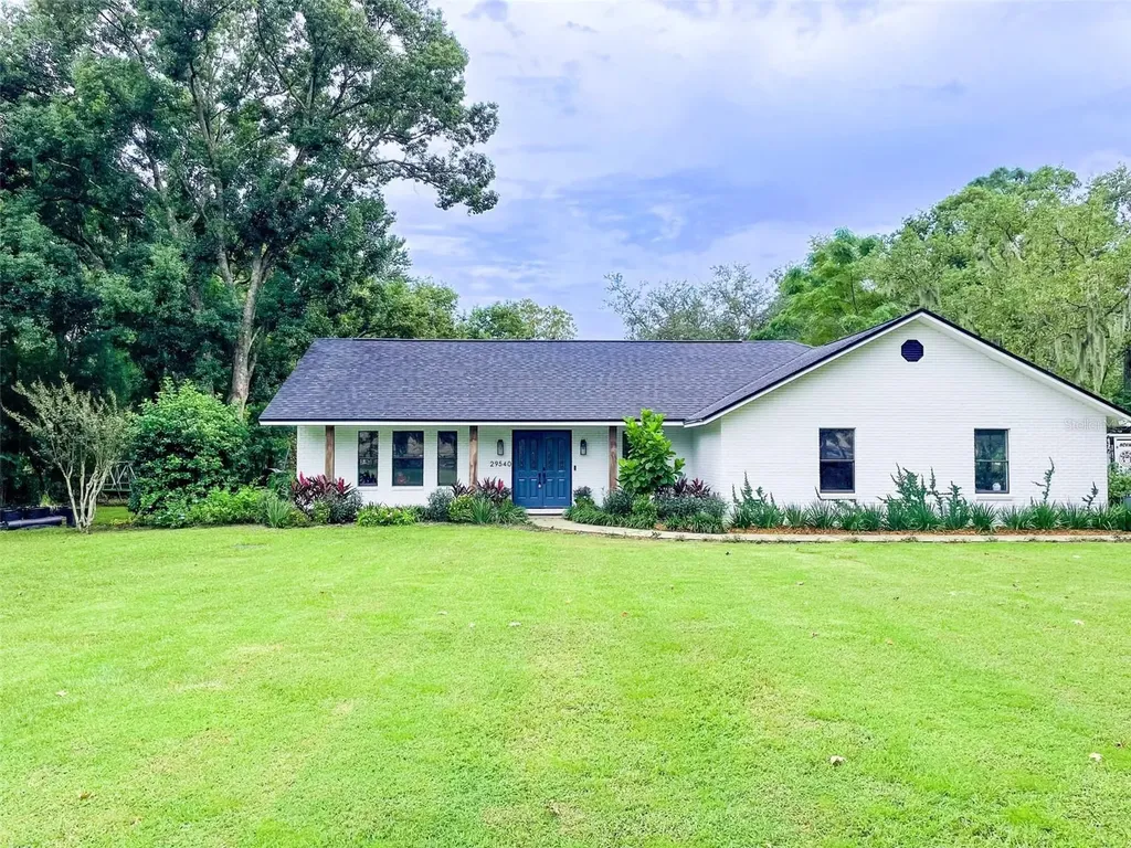 29540 Deerwood Farms Road Sorrento FL 32776