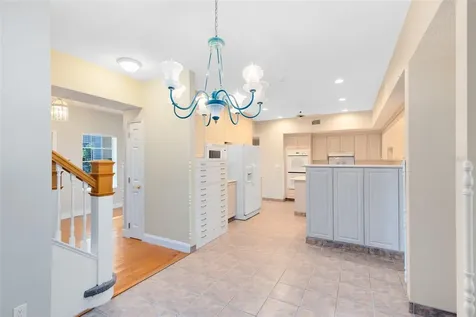 910 Cypress Avenue St Cloud FL 34769