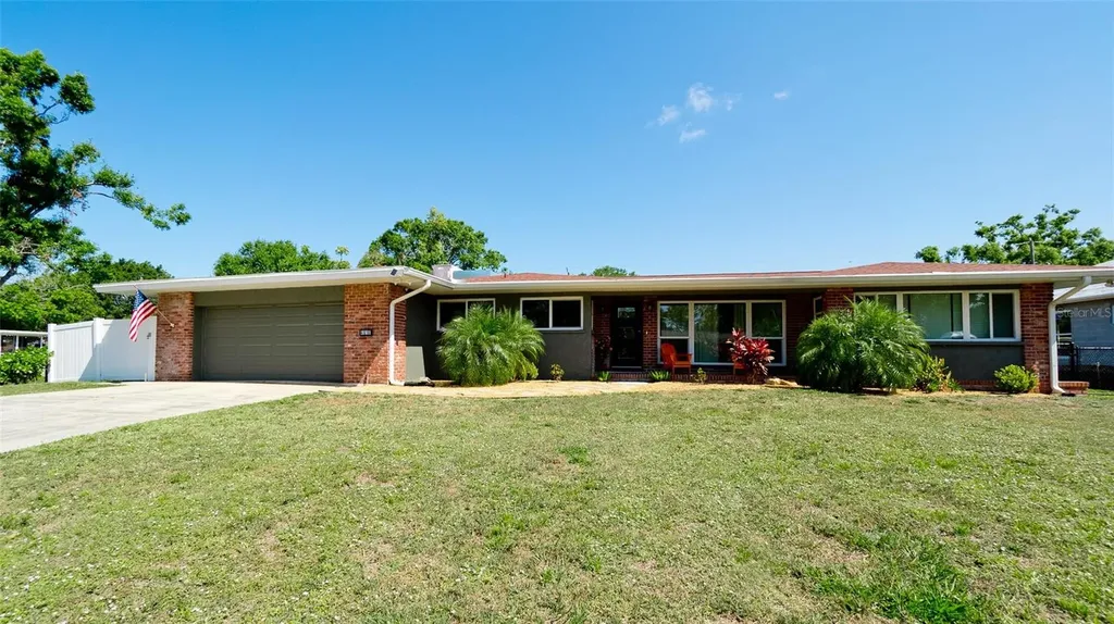 4616 22nd Avenue W Bradenton FL 34209