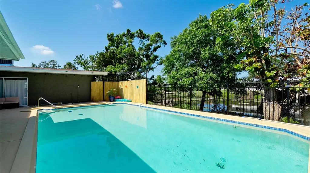 4616 22nd Avenue W Bradenton FL 34209