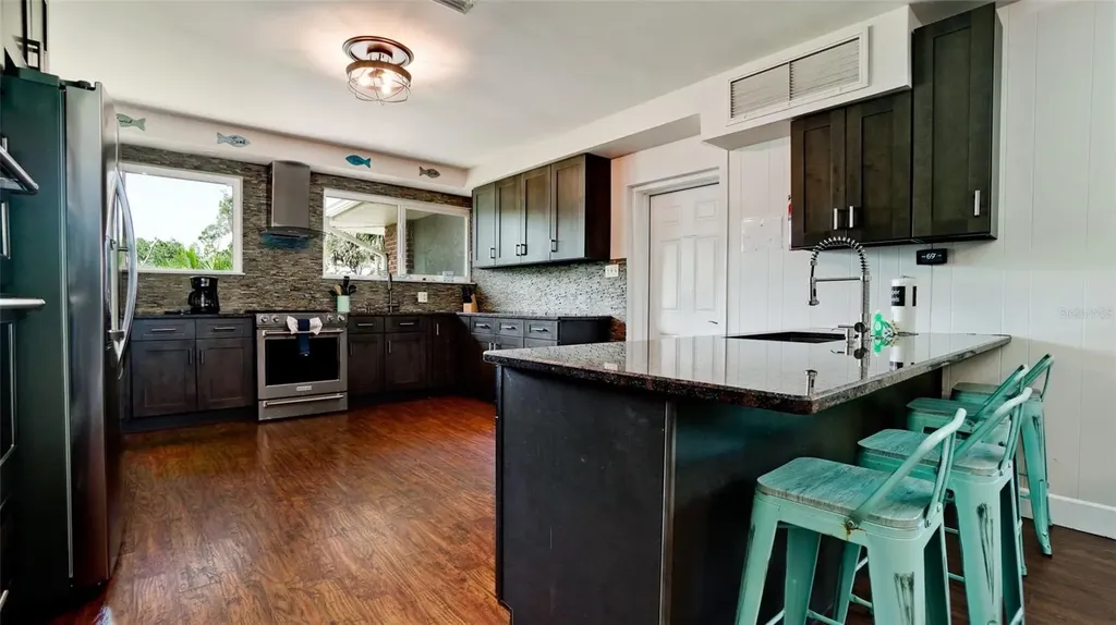 4616 22nd Avenue W Bradenton FL 34209