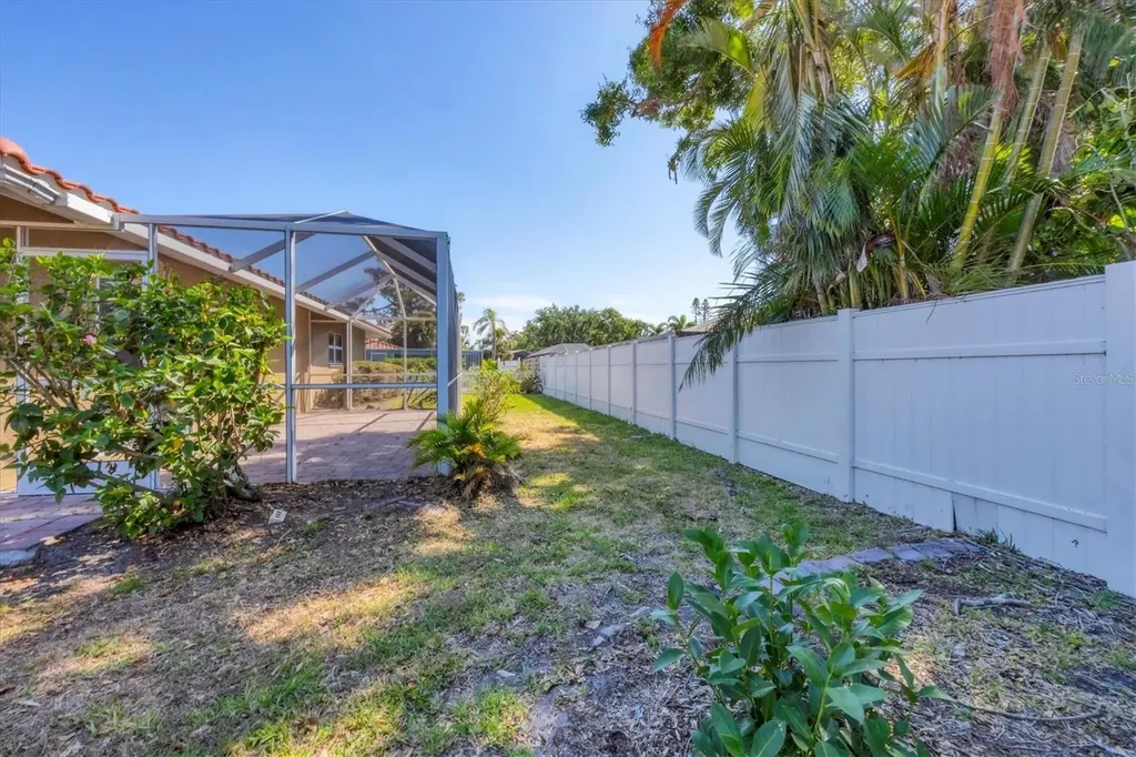 2536 Carlisle Place Sarasota FL 34231