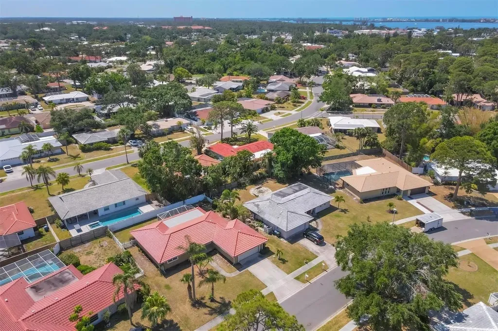 2536 Carlisle Place Sarasota FL 34231