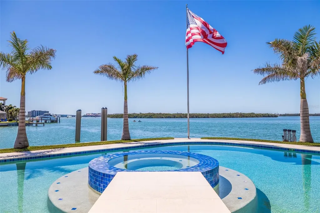 12650 7th Street E Treasure Island FL 33706