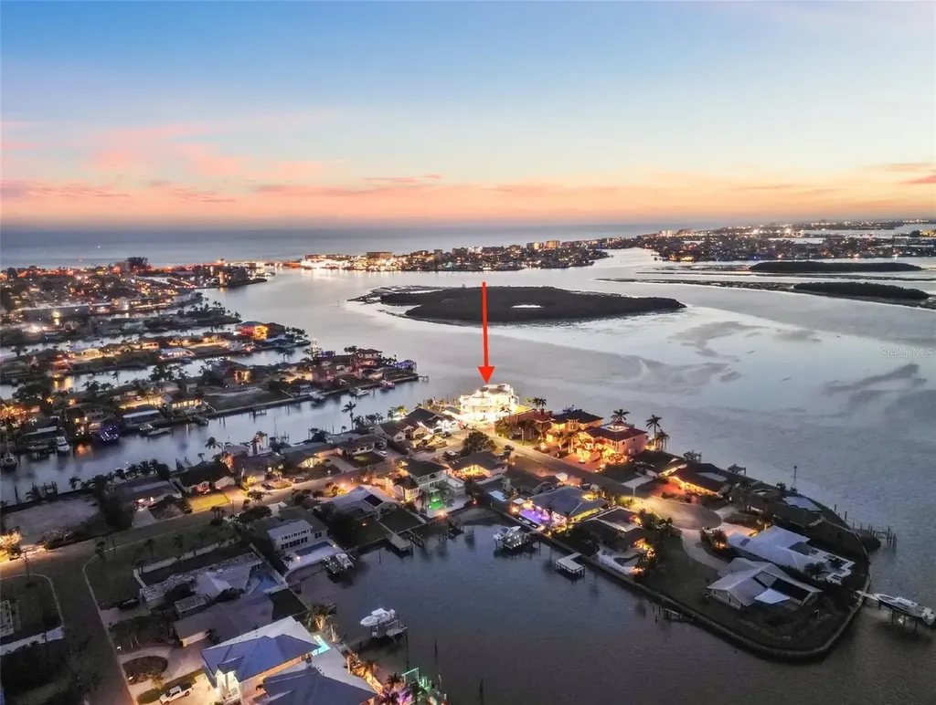 12650 7th Street E Treasure Island FL 33706