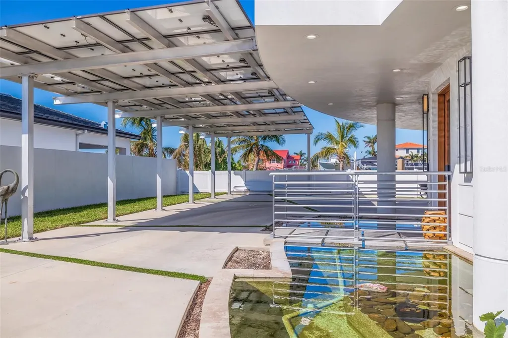 12650 7th Street E Treasure Island FL 33706