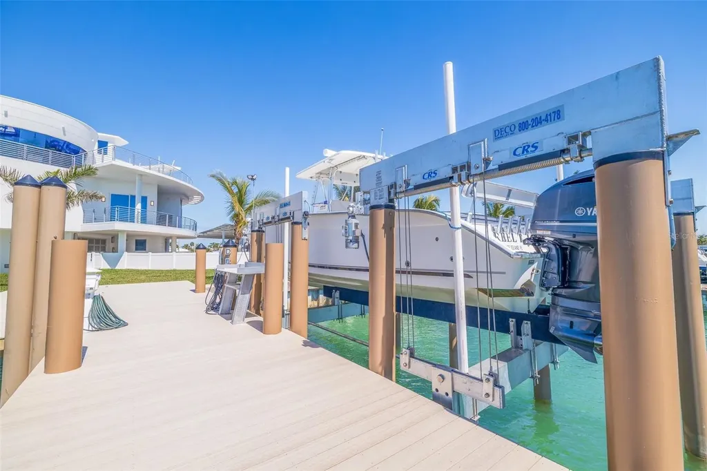 12650 7th Street E Treasure Island FL 33706