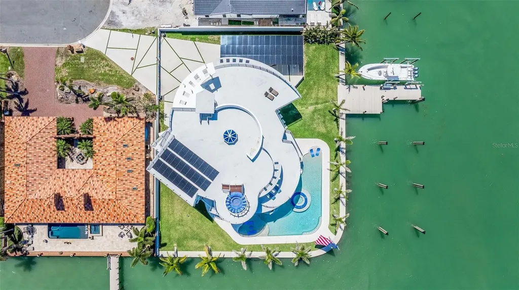 12650 7th Street E Treasure Island FL 33706
