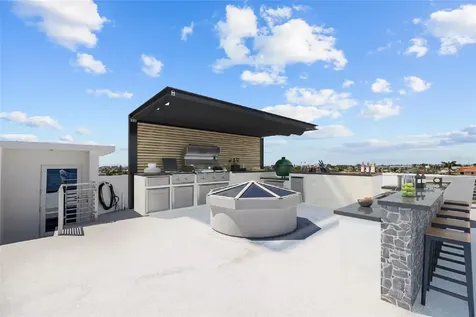 12650 7th Street E Treasure Island FL 33706