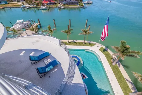 12650 7th Street E Treasure Island FL 33706