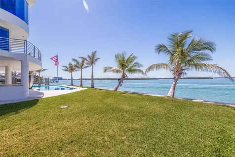12650 7th Street E Treasure Island FL 33706