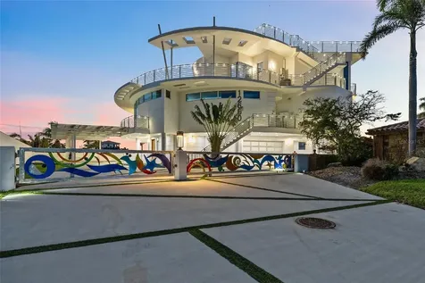 12650 7th Street E Treasure Island FL 33706