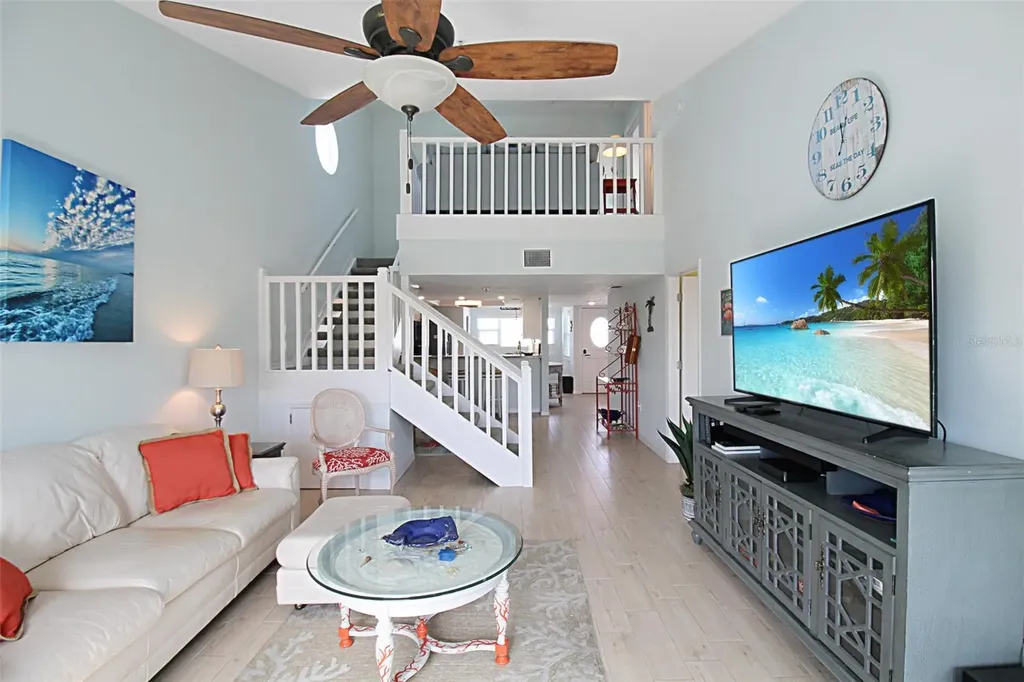 1206 Siesta Bayside Drive Sarasota FL 34242