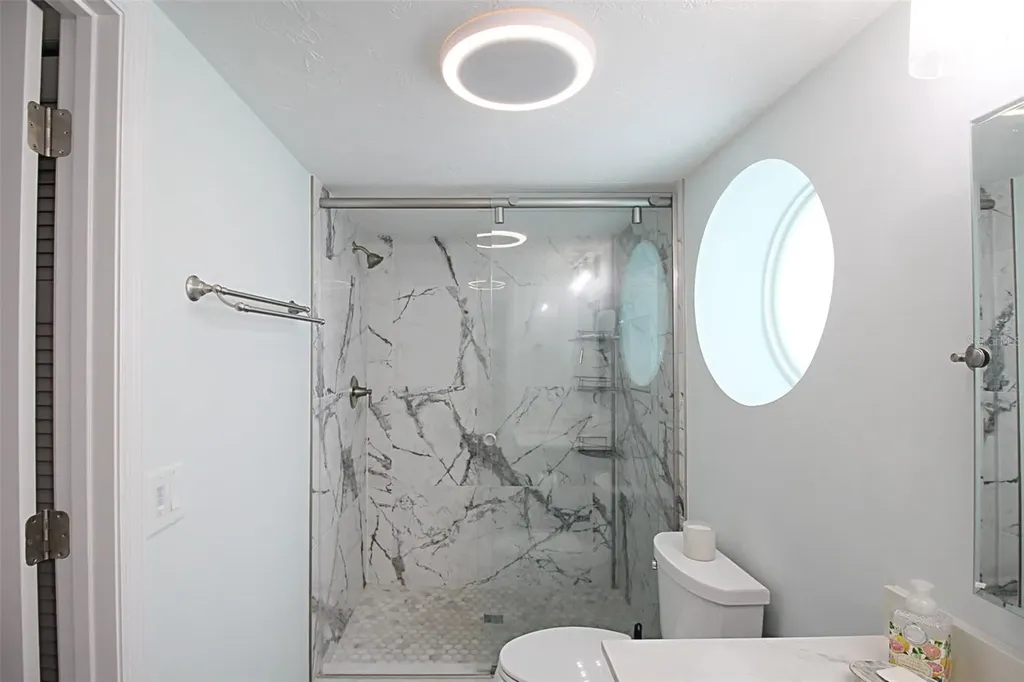 1206 Siesta Bayside Drive Sarasota FL 34242