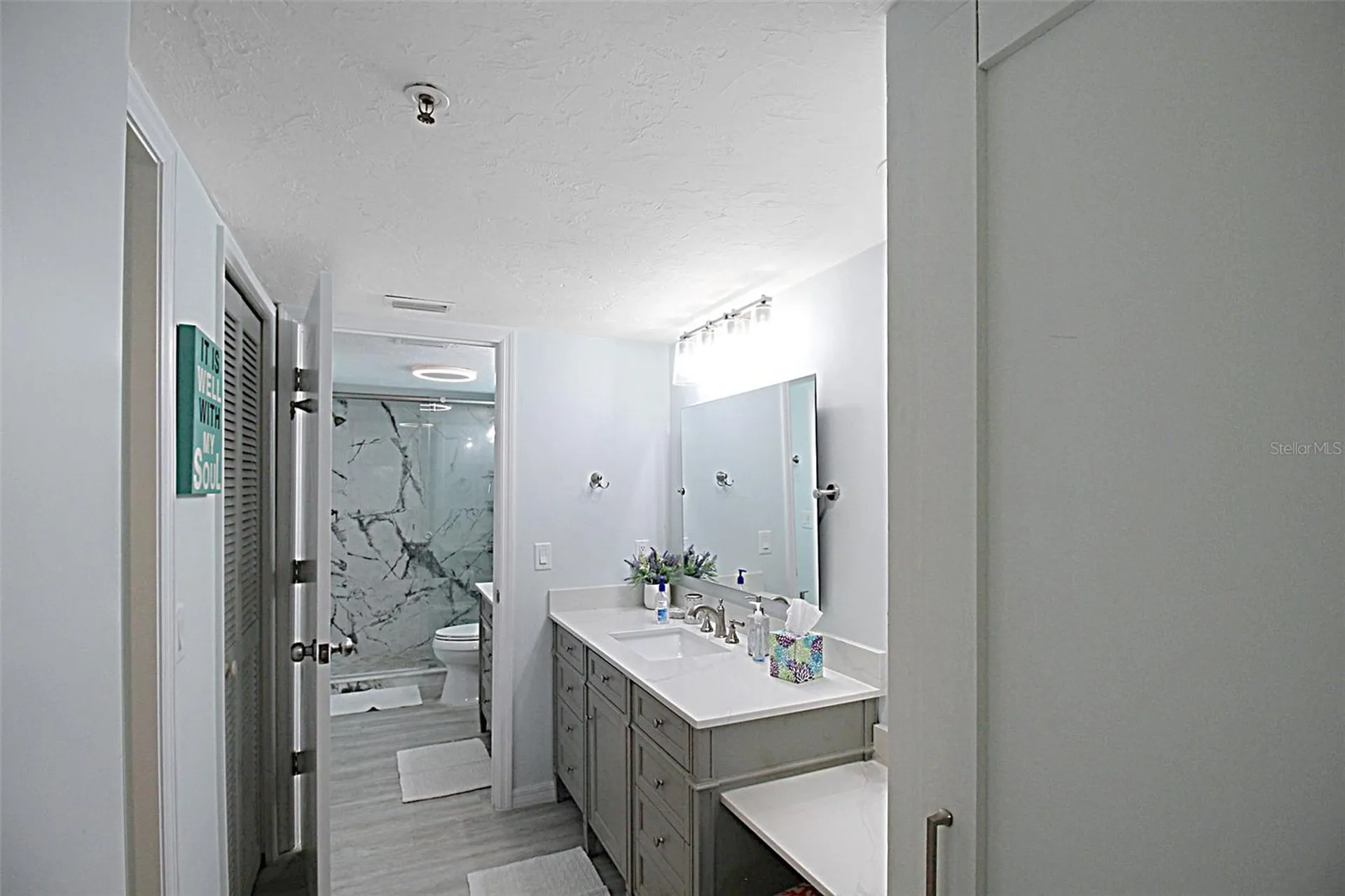 1206 Siesta Bayside Drive Sarasota FL 34242