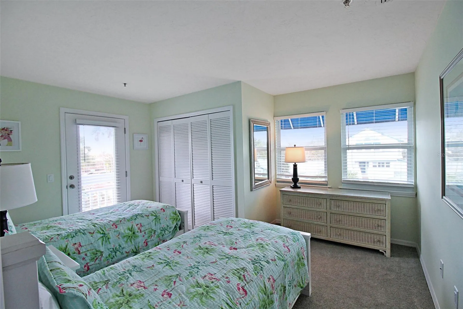 1206 Siesta Bayside Drive Sarasota FL 34242
