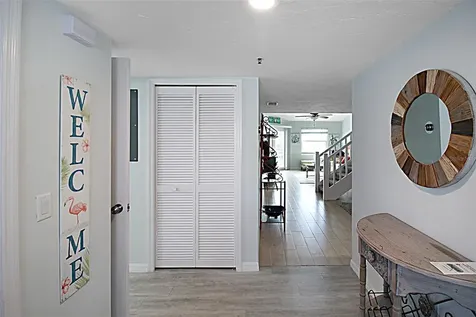 1206 Siesta Bayside Drive Sarasota FL 34242