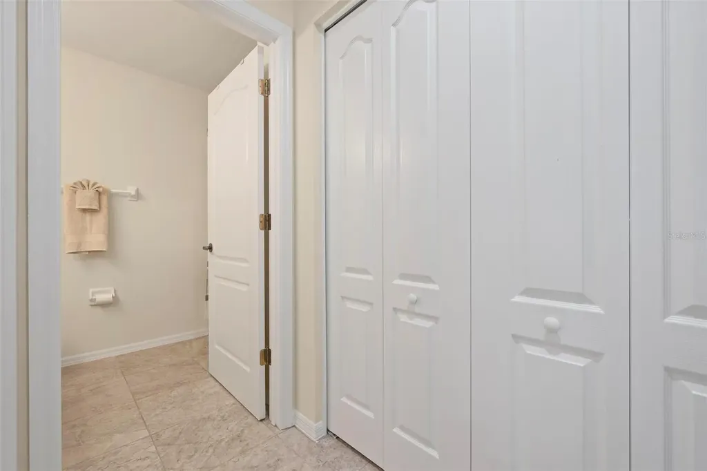 9630 Club South Circle Sarasota FL 34238
