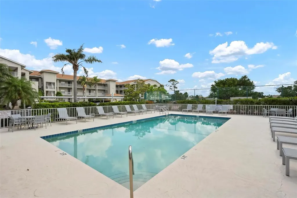 9630 Club South Circle Sarasota FL 34238