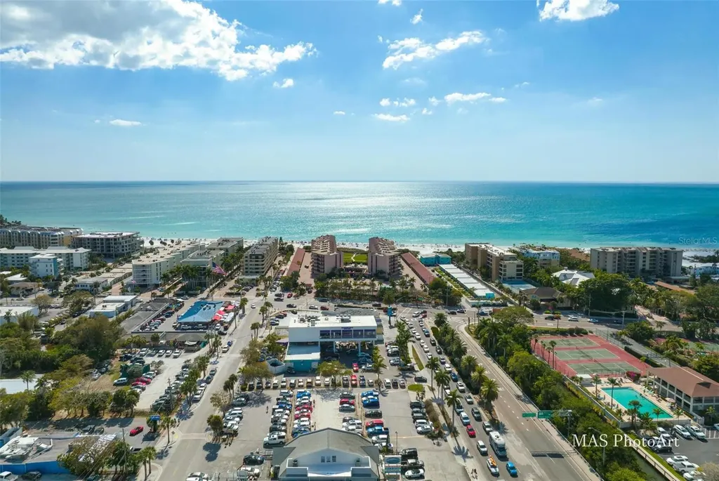 9630 Club South Circle Sarasota FL 34238