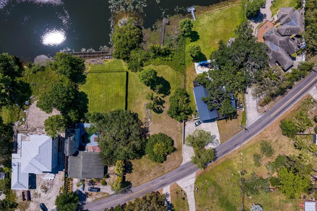 4607 E River Hills Drive Tampa FL 33617