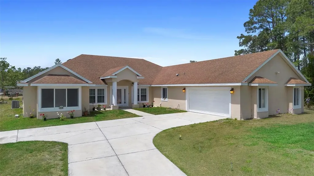 2048 Laredo Drive Deltona FL 32738