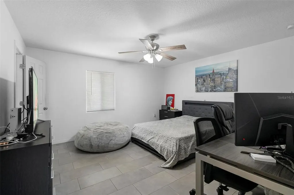 2048 Laredo Drive Deltona FL 32738