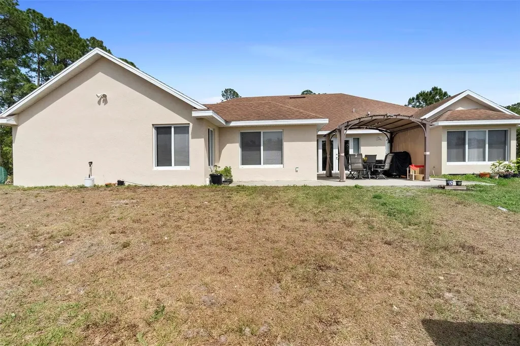 2048 Laredo Drive Deltona FL 32738
