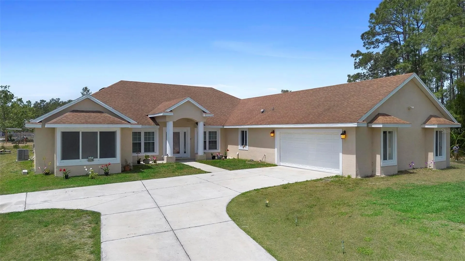2048 Laredo Drive Deltona FL 32738