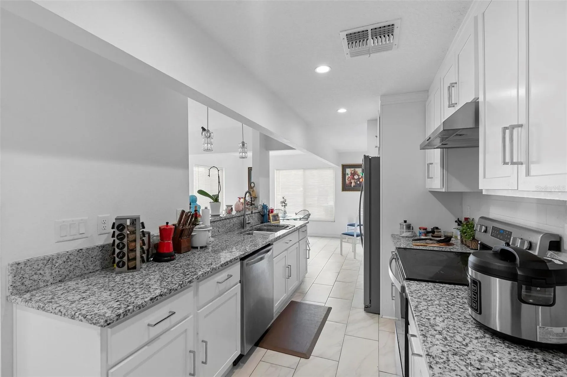 2048 Laredo Drive Deltona FL 32738