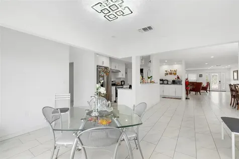 2048 Laredo Drive Deltona FL 32738