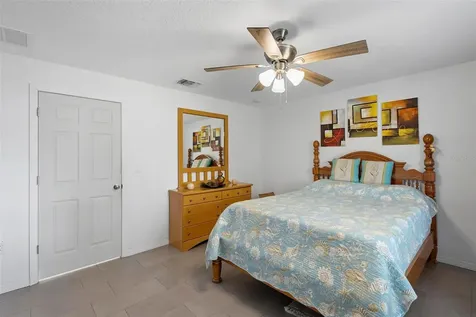 2048 Laredo Drive Deltona FL 32738