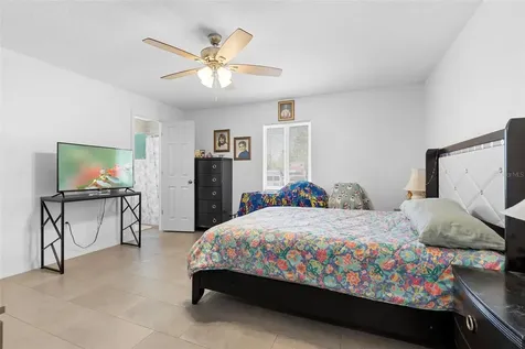 2048 Laredo Drive Deltona FL 32738