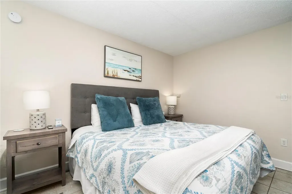 709 Gulf Way St Pete Beach FL 33706
