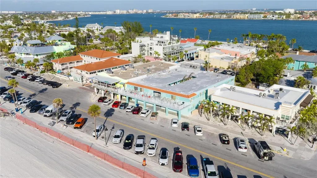 709 Gulf Way St Pete Beach FL 33706