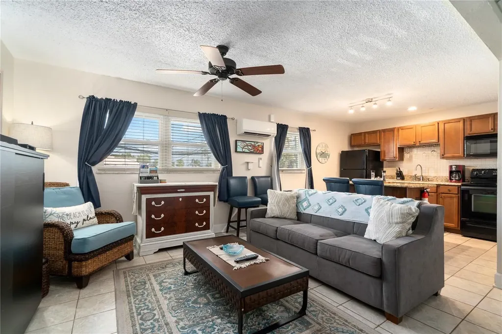 709 Gulf Way St Pete Beach FL 33706
