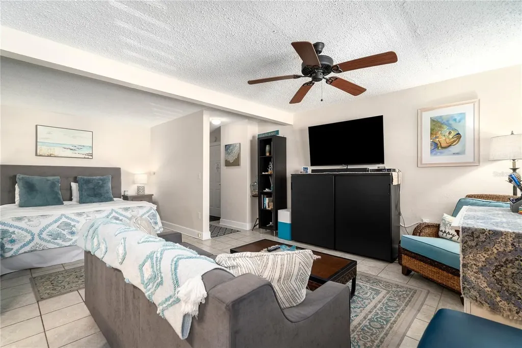 709 Gulf Way St Pete Beach FL 33706