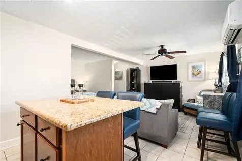 709 Gulf Way St Pete Beach FL 33706