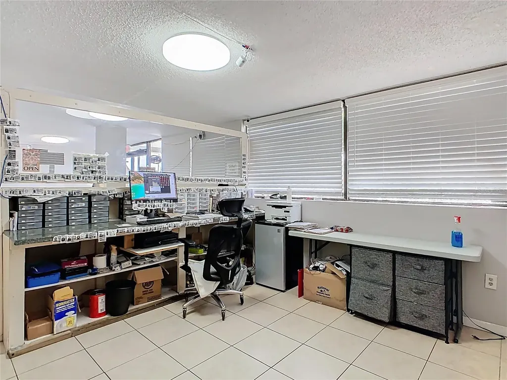 4121 W Vine Street Kissimmee FL 34741