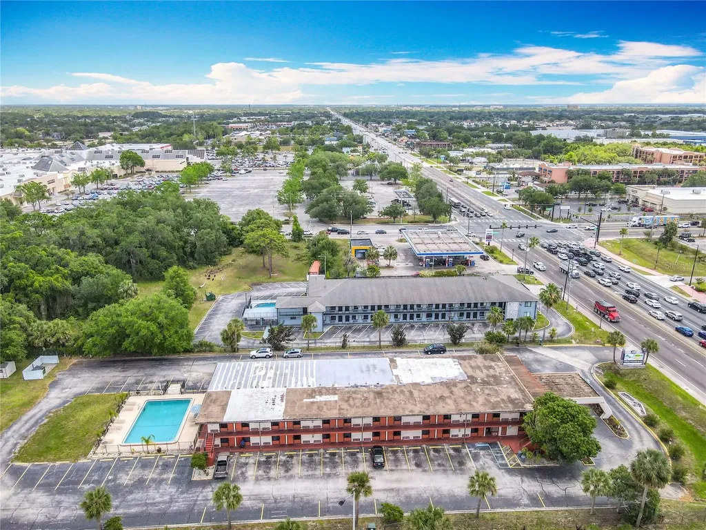 4121 W Vine Street Kissimmee FL 34741