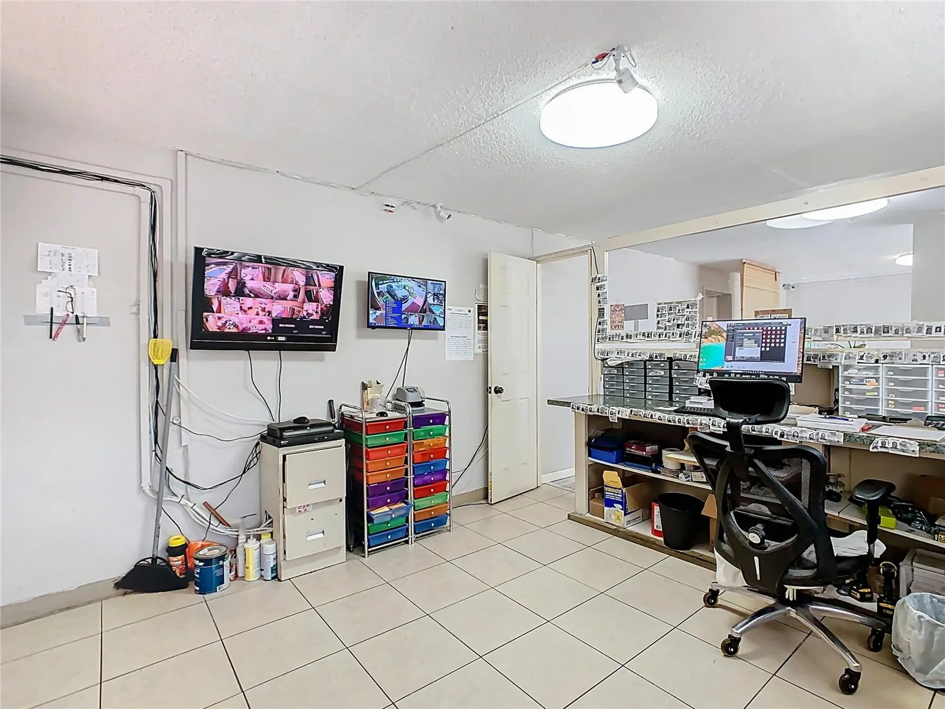 4121 W Vine Street Kissimmee FL 34741