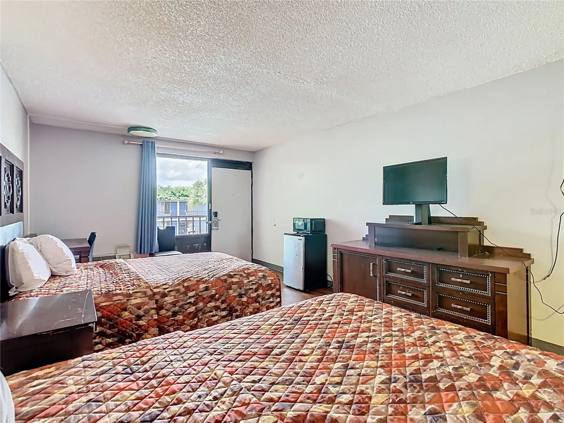 4121 W Vine Street Kissimmee FL 34741